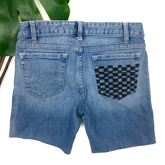 DIY Upcycle Checker Print Pocket Cutoff Jean Short - Picture 2 of 6